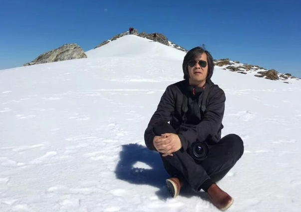 從賣凍品到賣餐品，他如何從“經(jīng)銷商”蛻變?yōu)椤巴赓u品牌掌門人”？